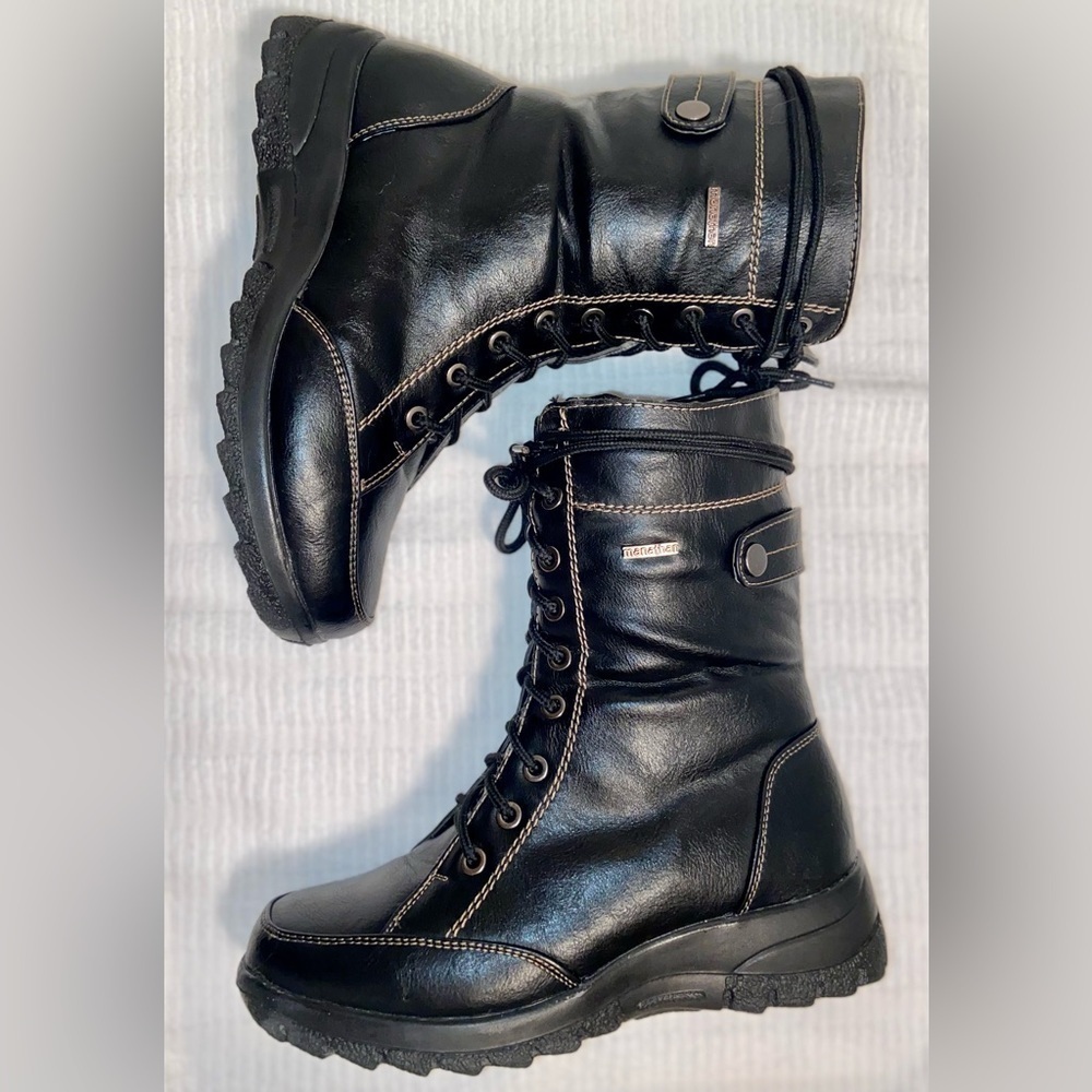 Women’s MANATHAN black fully isolated winter black boots with‎ inner zip size 5